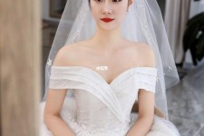 雅安兼职做婚纱模特(婚纱兼职模特雇用)
