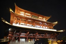 雅安长沙旅游攻略(长沙旅游攻略景点必去长沙美食街)