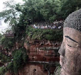 雅安乐山旅游攻略(乐山旅游攻略1日游)
