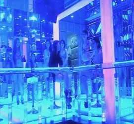 雅安上海伴游 [视频]曝伴游行业内幕：白天陪玩晚上陪睡