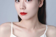 雅安兼职模特要打点模卡吗(兼职做模特要交钱拍模卡)