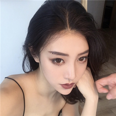 雅安伴游女生寒莱的资料