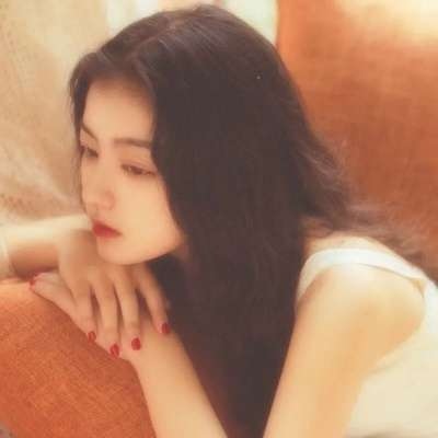 雅安伴游女生赵梦琪的资料