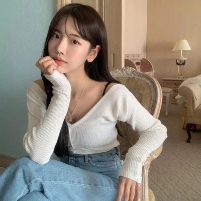雅安伴游女生邓丽丽的资料