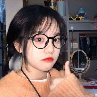雅安伴游女生荣晴的资料