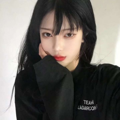雅安伴游女生张黎嗳的资料