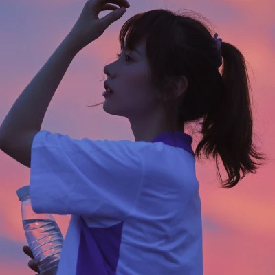 雅安伴游女生谢娜美的资料