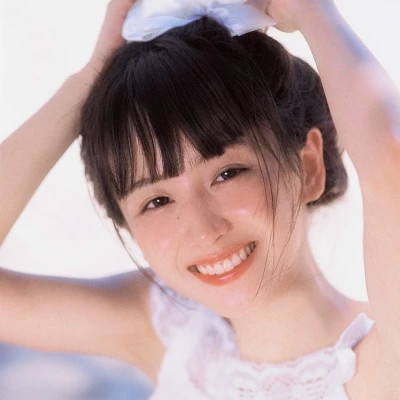 雅安伴游女生唐未央的资料