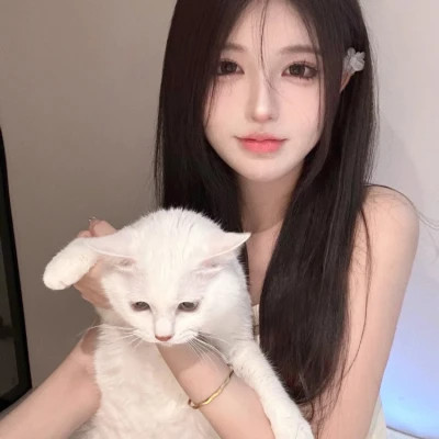 雅安伴游女生陈露晞的资料