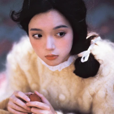 雅安伴游女生苏沫然的资料