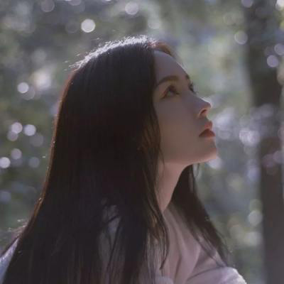 雅安伴游女生秦鹿鸣的资料