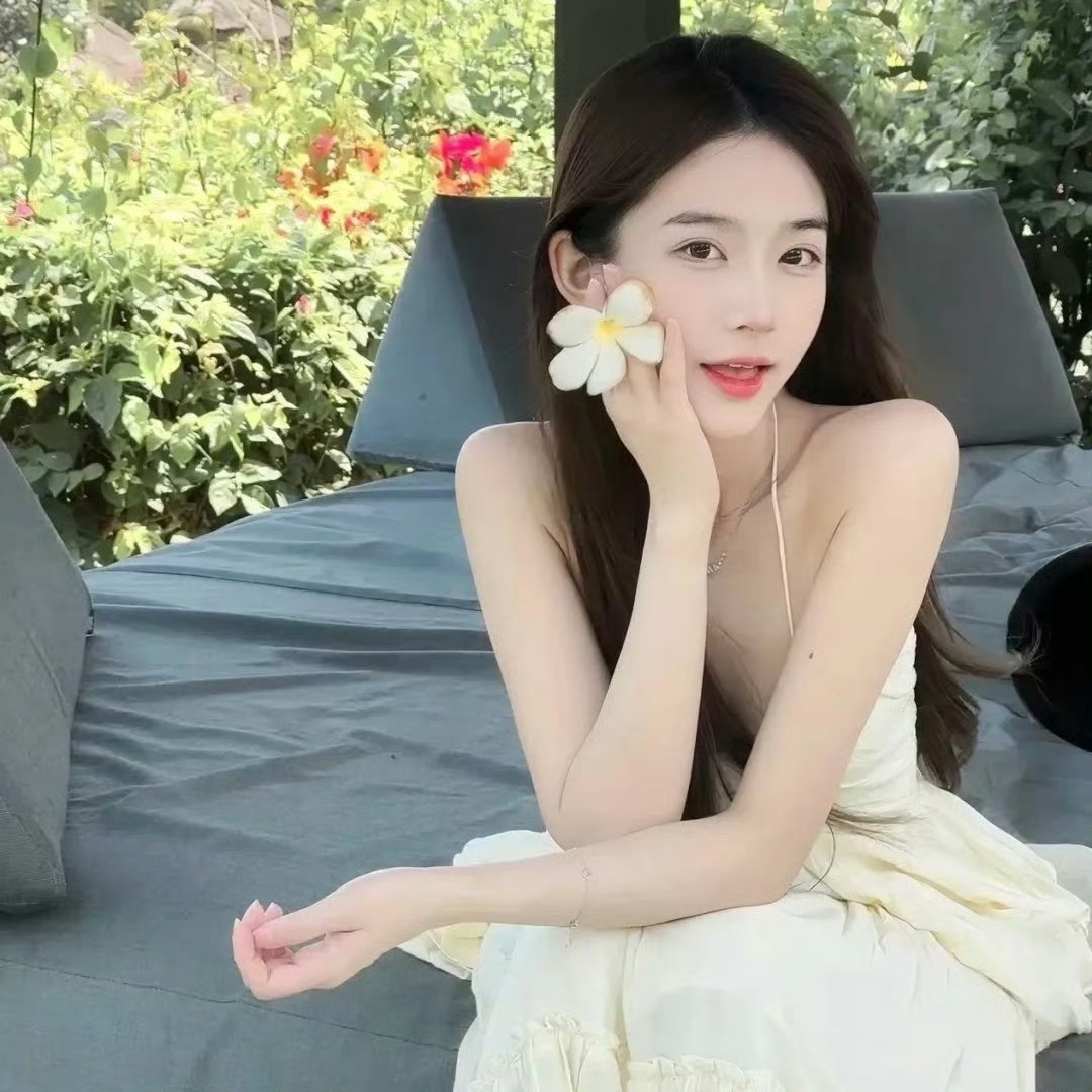 雅安伴游女生Claire的资料
