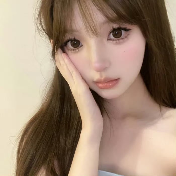 雅安伴游女生星晚的资料