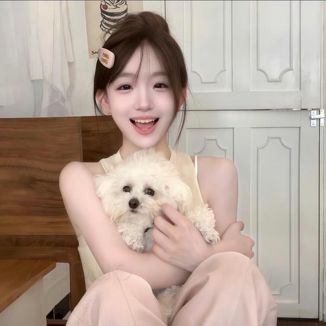 雅安伴游女生周小婷的资料
